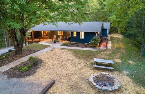 Cullowhee House | Misty Mountain Retreat in Sylva