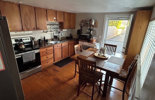 Seaside House | Mitch's Orchid House on the Necanicum River