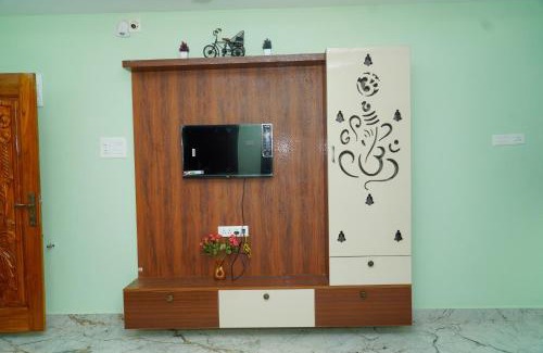 Tiruchanur Apartment | Mithra's Stays