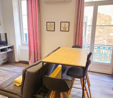Saint-Affrique Apartment | Mitrons - 1B