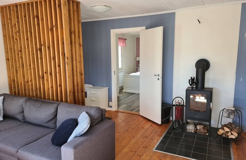 Lesjofors House | Mittelschweden Gut Ausgestattetes Ferienhaus am See mit Motorboot und Steg
