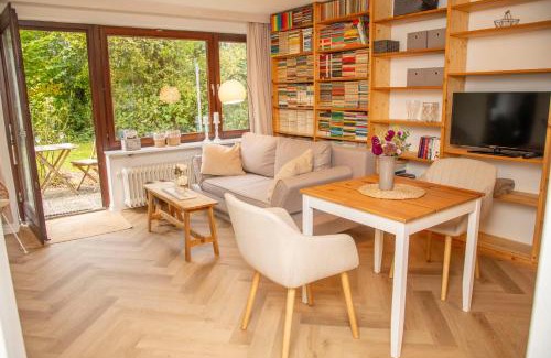 Eutin Apartment | Mitten im Grünen - Apartment mit Wohlfühlcharakter in Stadtrandlage