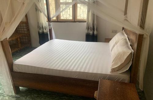 Kidoti Bed & Breakfast | Mitunda House