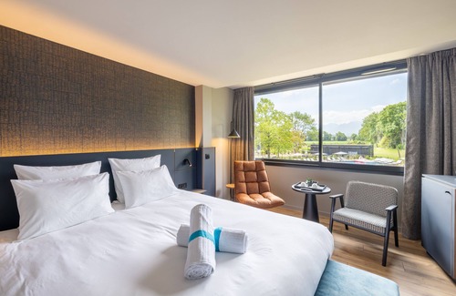 Voglans Hotel | Miura