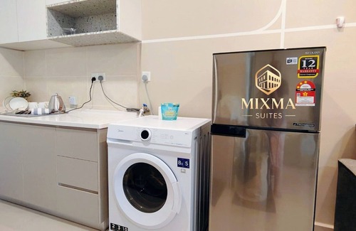 Downtown Kota Kinabalu Apartment | Mixma Suites Beautiful Seaview KK City @ The Shore