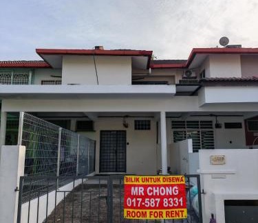 Seremban 2 House | MixxHome Seremban 2, Two Single Beds, Share Bathroom