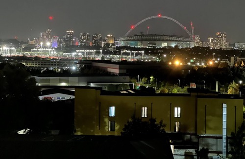 Park Royal Apartment | MJ - Service Apartment London