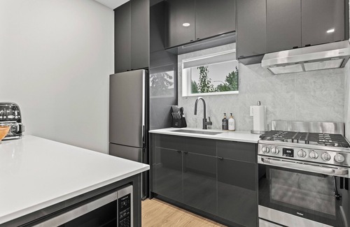 Canmore House | ML4-RoofTopPrvtHotTub/Luxe/View/3BR/3.5BT/Sleep8