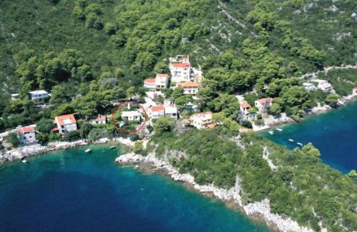 Sobra Apartment | Mljet 4 You - seafront apartment