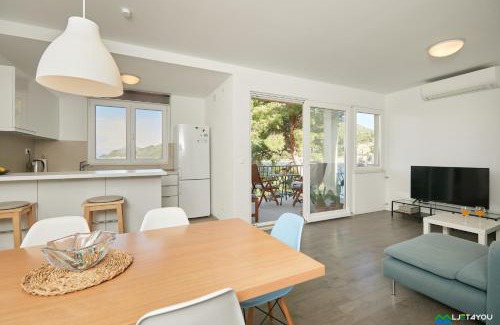 Sobra Apartment | Mljet 4 You - seafront apartment