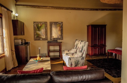 Mookgopong House | Mmakuba Private Game Lodge, Three Bedroom Villa