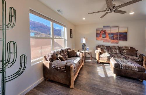 Moab House | Moab Views, Pool, Hot Tub, Natl Parks