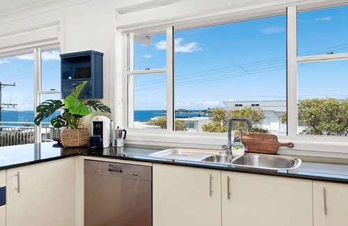 Wamberal House | Moana Beach House, TOP NOTCH