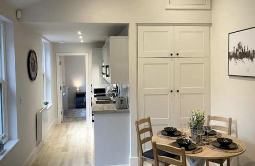York Apartment | Moat View FREE PARKING, CENTRAL, EV PLUG