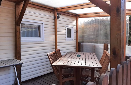 Besse-en-Chandesse House | Mobil-Home 4/6 places *Loupiots
