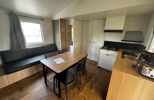 Villeneuve-les-Maguelone House | Mobil-home 2 Chambres Camping de L'arnel