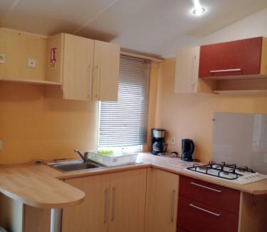 Condes Other | mobil home 4 personne 2 chambre vu lac a condes