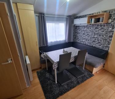 Saint-Cheron Other | Mobil-home 6 personnes climatisé le Miami