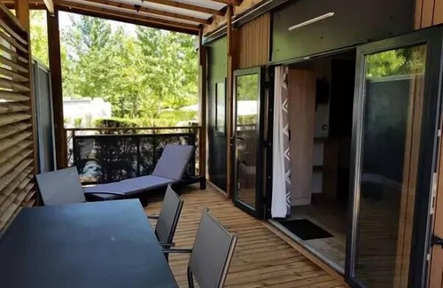 Sadirac House | Mobil-Home Akazie 3 Zimmer 4 Personen Klimaanlage + TV 2sdb