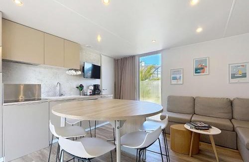 Jullouville-les-Pins House | Mobil-home confort 6 pers, 3 ch, pisc chauffée, à 200m plage Jullouville - FR-1-361A-70