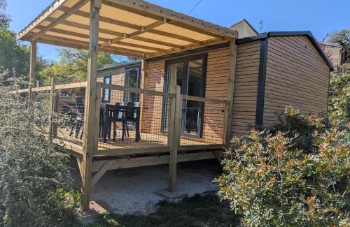 Viviers Apartment | Mobil home climatisé avec piscine