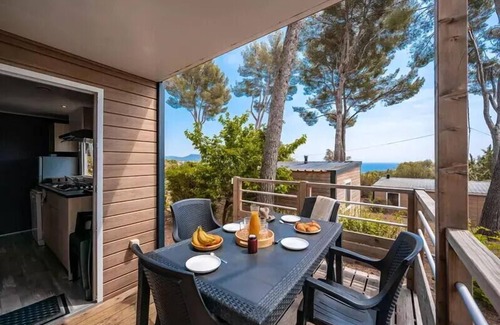Argeles-sur-Mer House | Mobil-home | Comfort | 2 Bedrooms | 4 sleeps | Single terrace | A/C