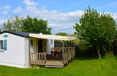 Pont-Scorff House | Mobil-home CONFORT 3 Rooms 4 People + TV