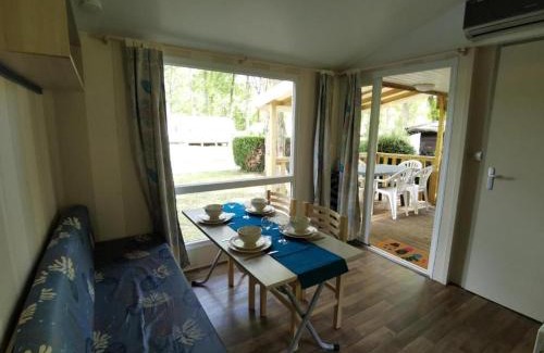 Saint-Cheron House | Mobil Home en Camping proche Paris en Ile de France