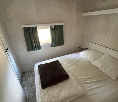 Faux-la-Montagne Ski Chalet | mobil home
