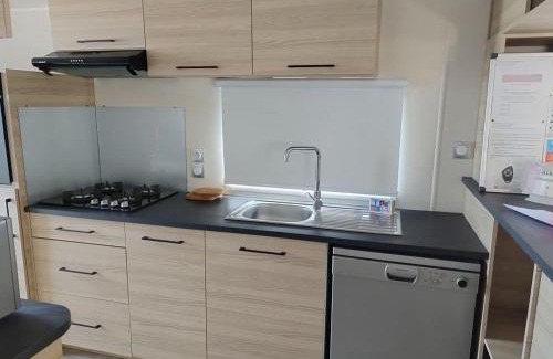 Saint-Hilaire-de-Riez Apartment | Mobil-home "Expression" bord de mer pour 4 personnes