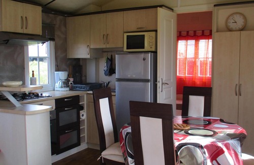 Plouguerneau House | Mobil home 36m2- 4/6 pers seaside and beach on traditional campsite