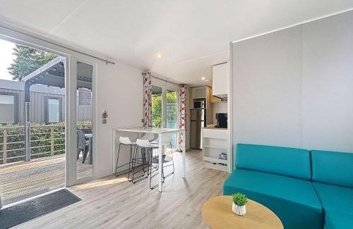 Jullouville-les-Pins House | Mobil-home Grand Confort 4 pers, 2 ch, piscine chauffée à 200m de la plage - FR-1-361A-65