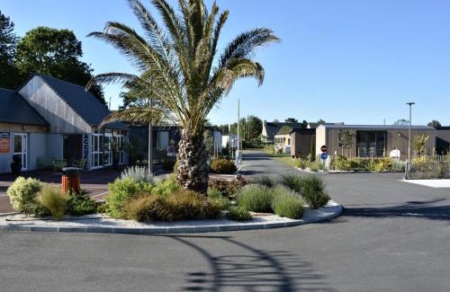 Jullouville-les-Pins House | Mobil-home Grand Confort: 2 ch, piscine, plage à 200m, parking, wifi - FR-1-361A-96