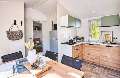 Sadirac House | Mobil-Home Modulo 4 Zimmer 6/8 Personen Klimaanlage + TV