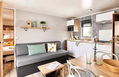 Pouzauges House | Mobil-home Prestige Duo - 2 bedrooms - 2 bathrooms - 2 WC - CLIM - TV + Dishwasher 6 persons