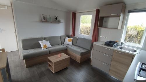 Plounevez-Lochrist Other | Mobil-home vue mer et campagne