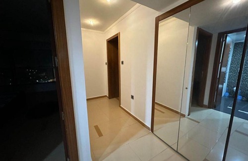Hai Omaria House | Mobilart