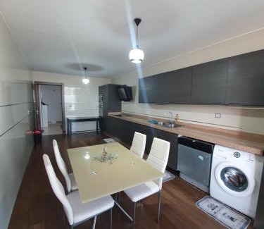Hai Omaria Apartment | Mobilart