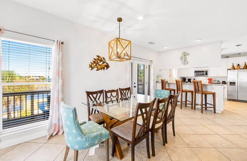 Fort Morgan Pines House | Mobile Bay Home w/Fishing Dock - 1 Block to Beach & Near Marina