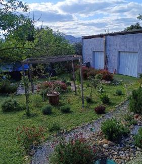 Saint-Christol-Les-Ales Ski Chalet | mobile home