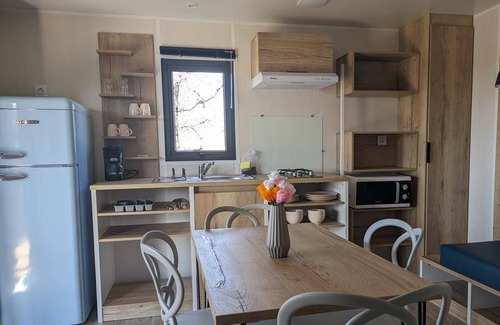 Belloc House | Mobile home ∙ 2 bedrooms ∙ 4 guests