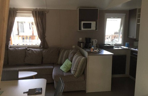Coulanges House | MOBILE HOME 2 BEDROOMS 1 SHOWER ROOM KITCHEN LOUNGE AREA TERRACE WASHING MACHINE