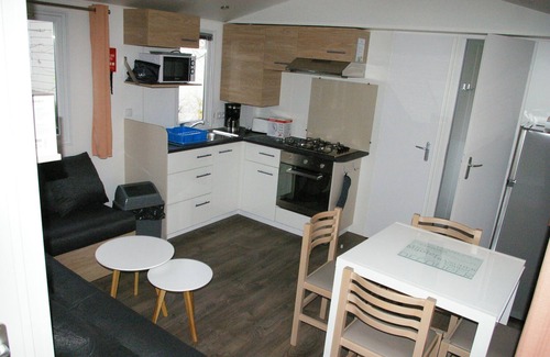 Coulanges House | MOBILE HOME 2 BEDROOMS 1 SHOWER ROOM KITCHEN LOUNGE AREA TERRACE WASHING MACHINE