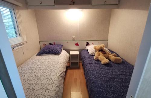 Saint-Jory-de-Chalais Other | Mobile Home at La Petite Lande