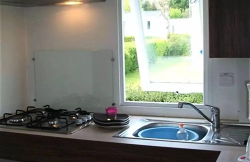 Pont-Scorff House | Mobile home CONFORT PMR 3 Rooms 4 People + TV