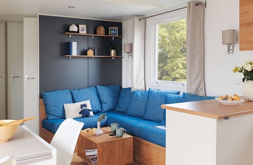 Coulanges House | Mobile home with 3 bedrooms 2 bathrooms at Domaine de Dugny