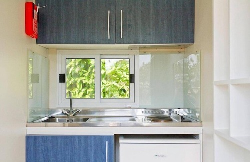 Cres House | Mobile Home in Cres by Pebble Beach & Marina