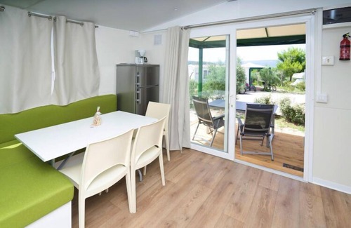 Cres House | Mobile Home on Cres near Pebble Beach