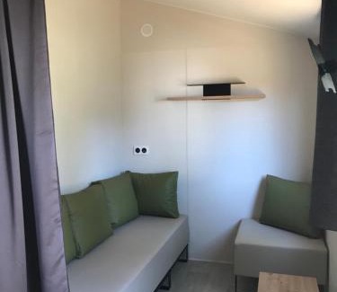 Bec-de-Mortagne Other | Mobile-home Pin