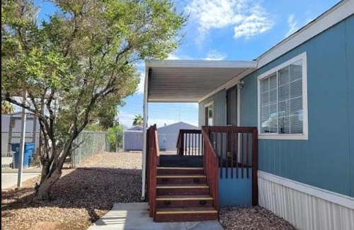 Sunrise Manor Apartment | Mobile Manufactured Reservation Book 7 Nights